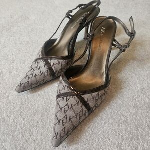Anne Klein kitten heel 7